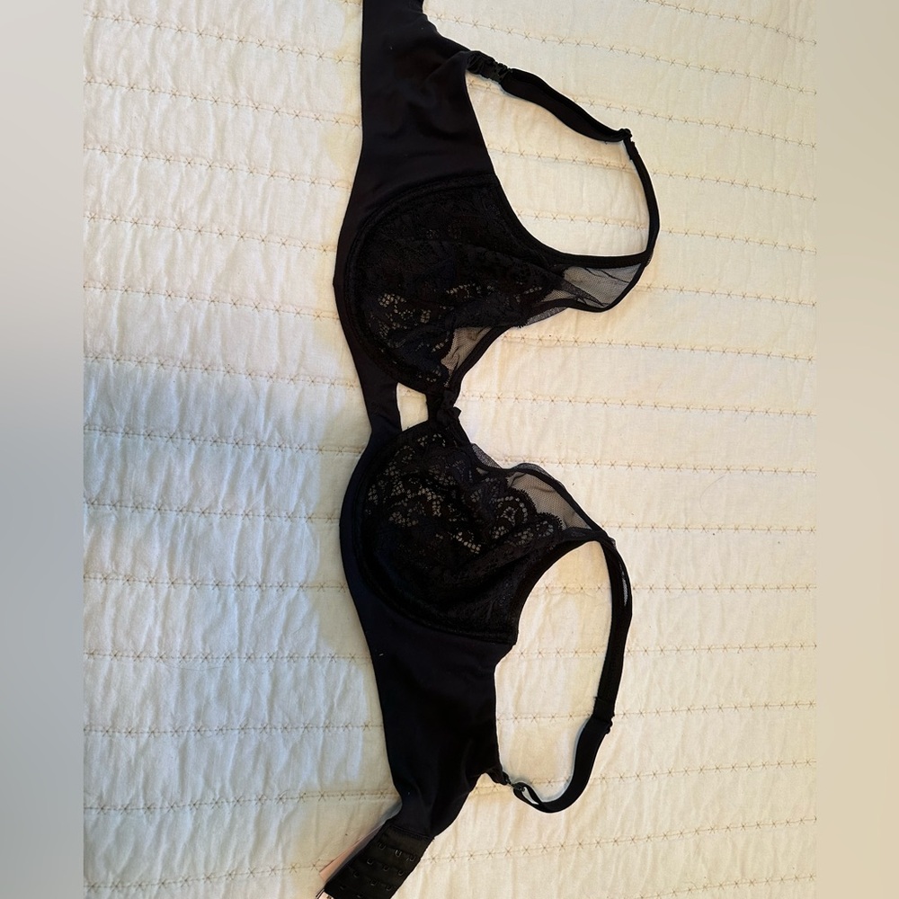 Lace bra worn once